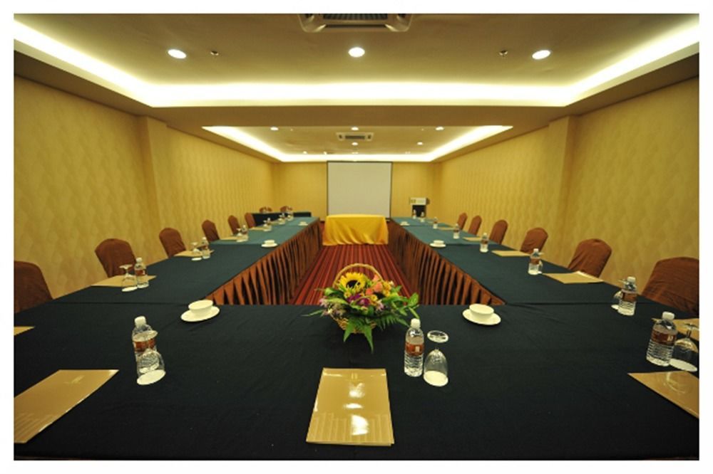 11@Century Hotel Johor Bahru Exterior foto